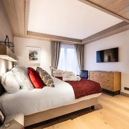 Guerneres & By Alpine Grimentz