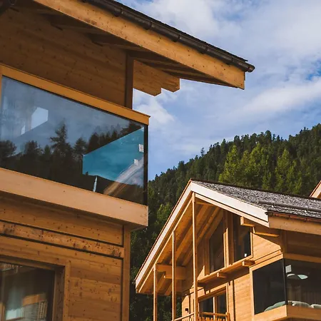 Guerneres & By Alpine Resort *