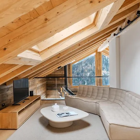 Guerneres & By Alpine Grimentz