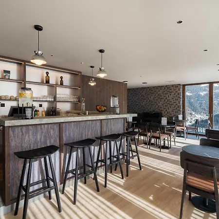 منتجع Guerneres & By Alpine