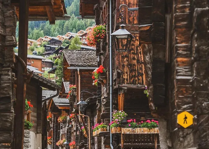 Guerneres & By Alpine منتجع غريمينتز