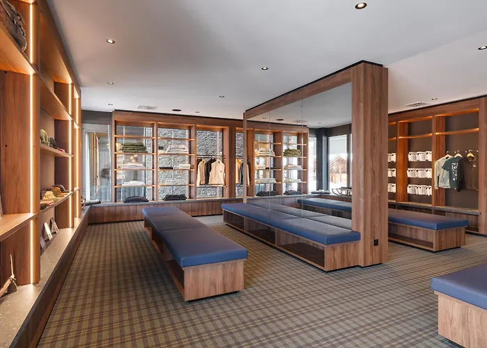 Guerneres & By Alpine * غريمينتز