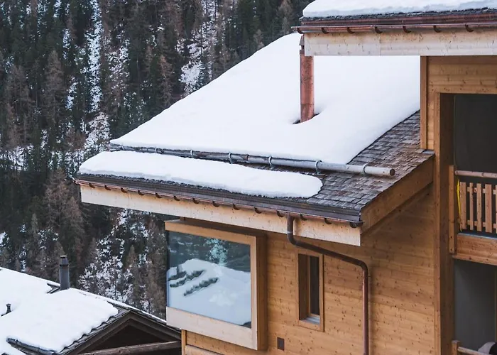 Guerneres & By Alpine