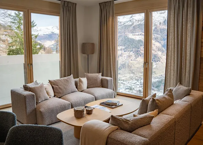 Guerneres & By Alpine *