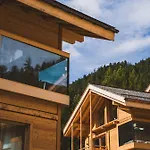 Guerneres & By Alpine Resort *