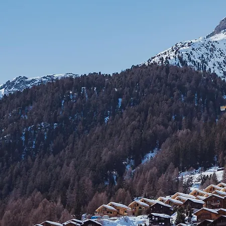 Guerneres & By Alpine Üdülőközpont *